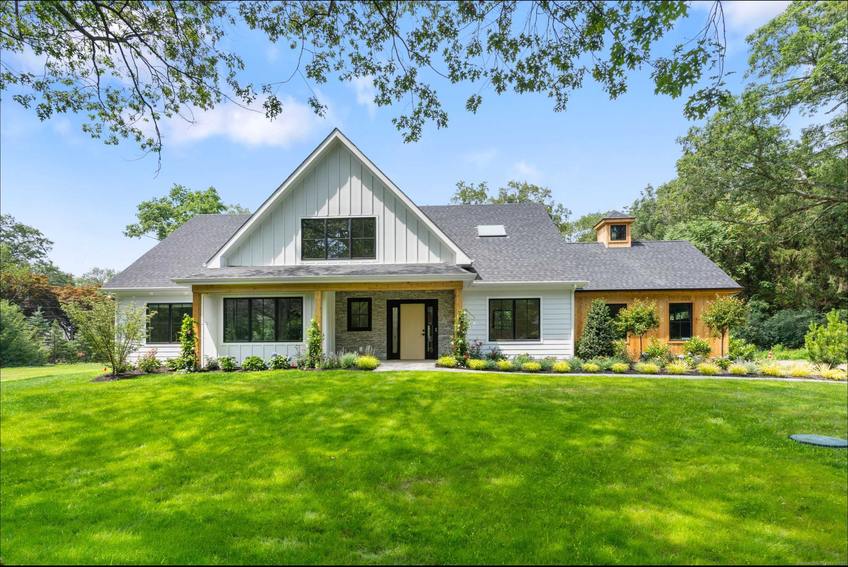 10 Singing Woods Road, Norwalk, CT 06850