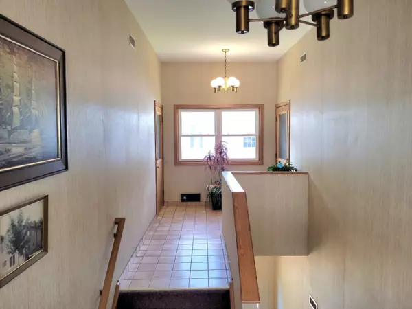Danbury, CT 06810,6 Germantown Road #6
