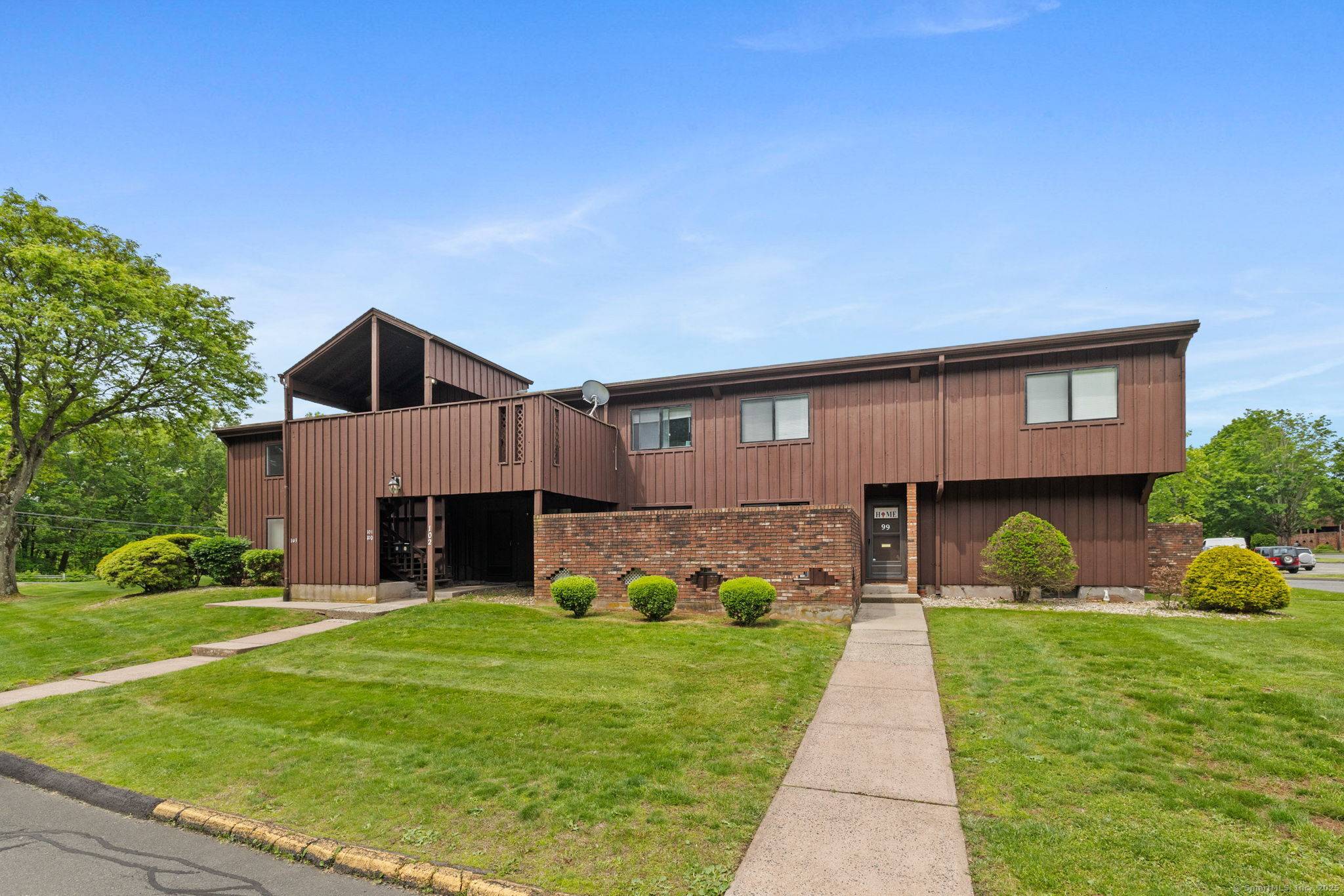 100 Webster Court #100, Newington, CT 06111