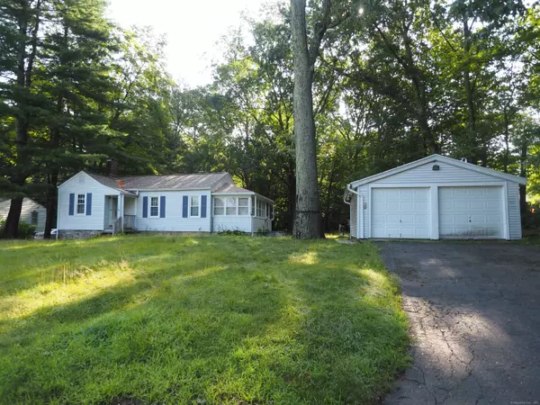 45 Macht Road, Columbia, CT 06237
