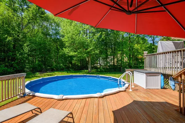 Southbury, CT 06488,74 Blueberry Lane
