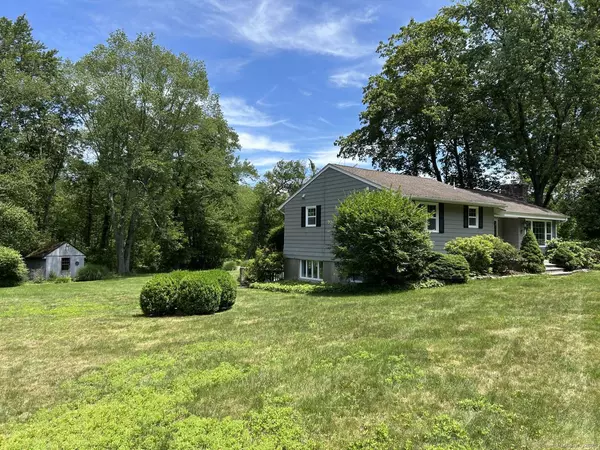 18 Great Meadow Road, Redding, CT 06896