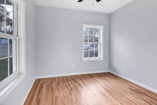 Shelton, CT 06484,43 SALLYS Way #43