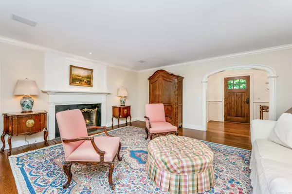 Darien, CT 06820,37 Salisbury Road
