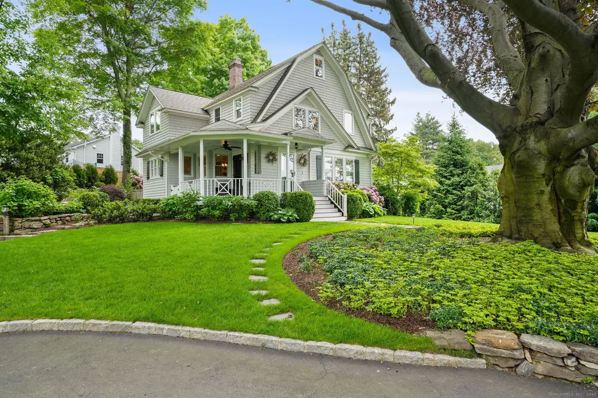 Darien, CT 06820,11 Christie Hill Road