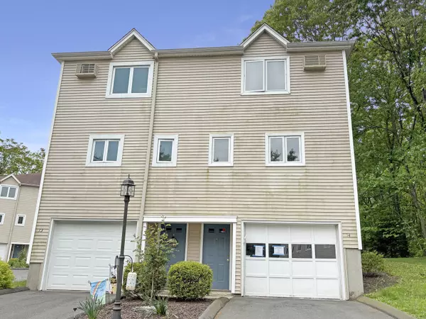 245 East Woodland Street #APT 14, Meriden, CT 06451