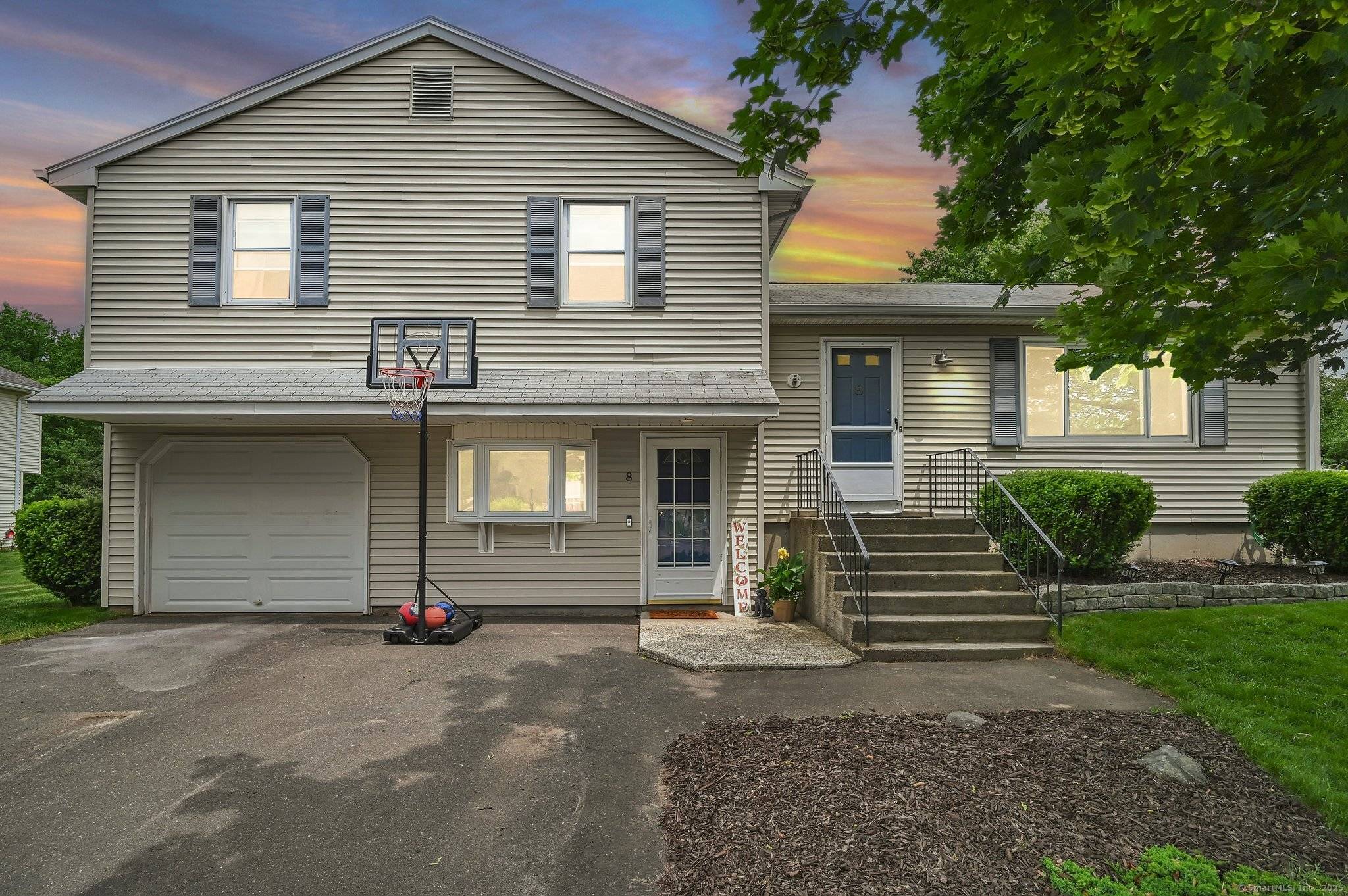 8 High Meadow Lane, Enfield, CT 06082