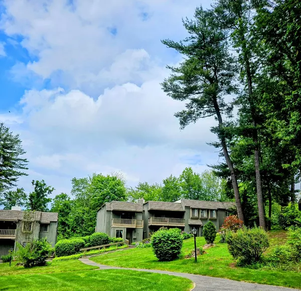 42 Village Road #42, Southington, CT 06489