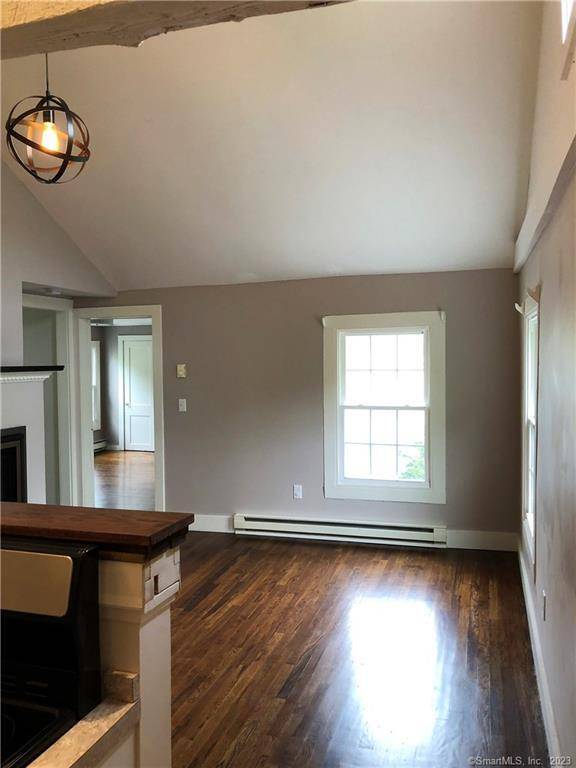 Chester, CT 06412,17 Maple Street