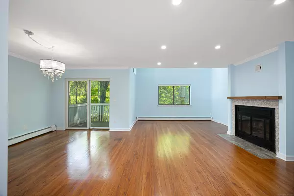 Greenwich, CT 06831,45 Ettl Lane #301