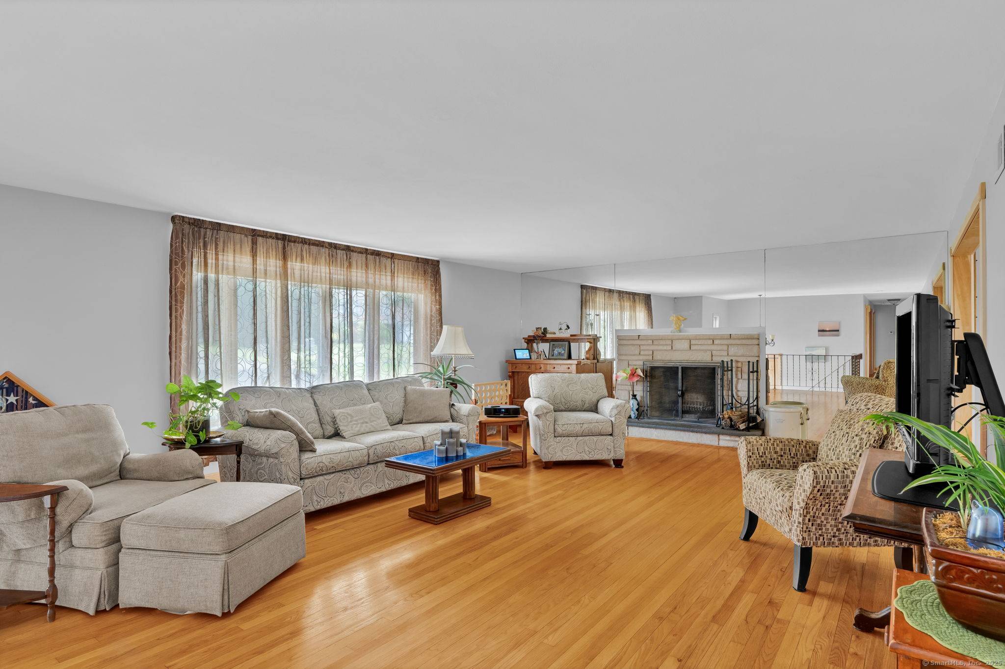 North Haven, CT 06473,9 Marion Court