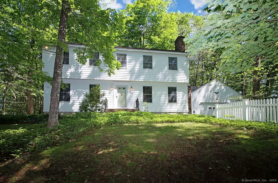 467 Weekeepeemee Road, Woodbury, CT 06798