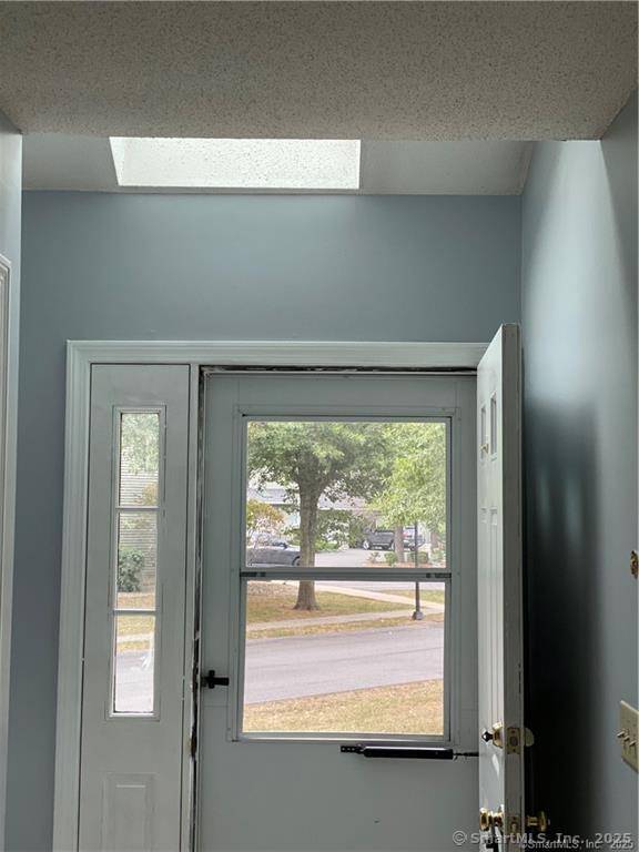 South Windsor, CT 06074,719 Sand Stone Drive #719