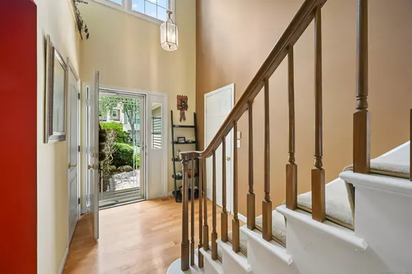 Trumbull, CT 06611,156 Governor Trumbull Way #156