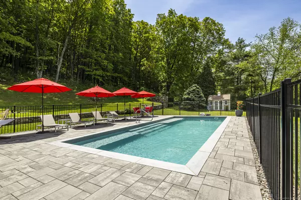 Canaan, CT 06031,354 Route 7 North