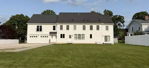 Cheshire, CT 06410,435 Maple Avenue