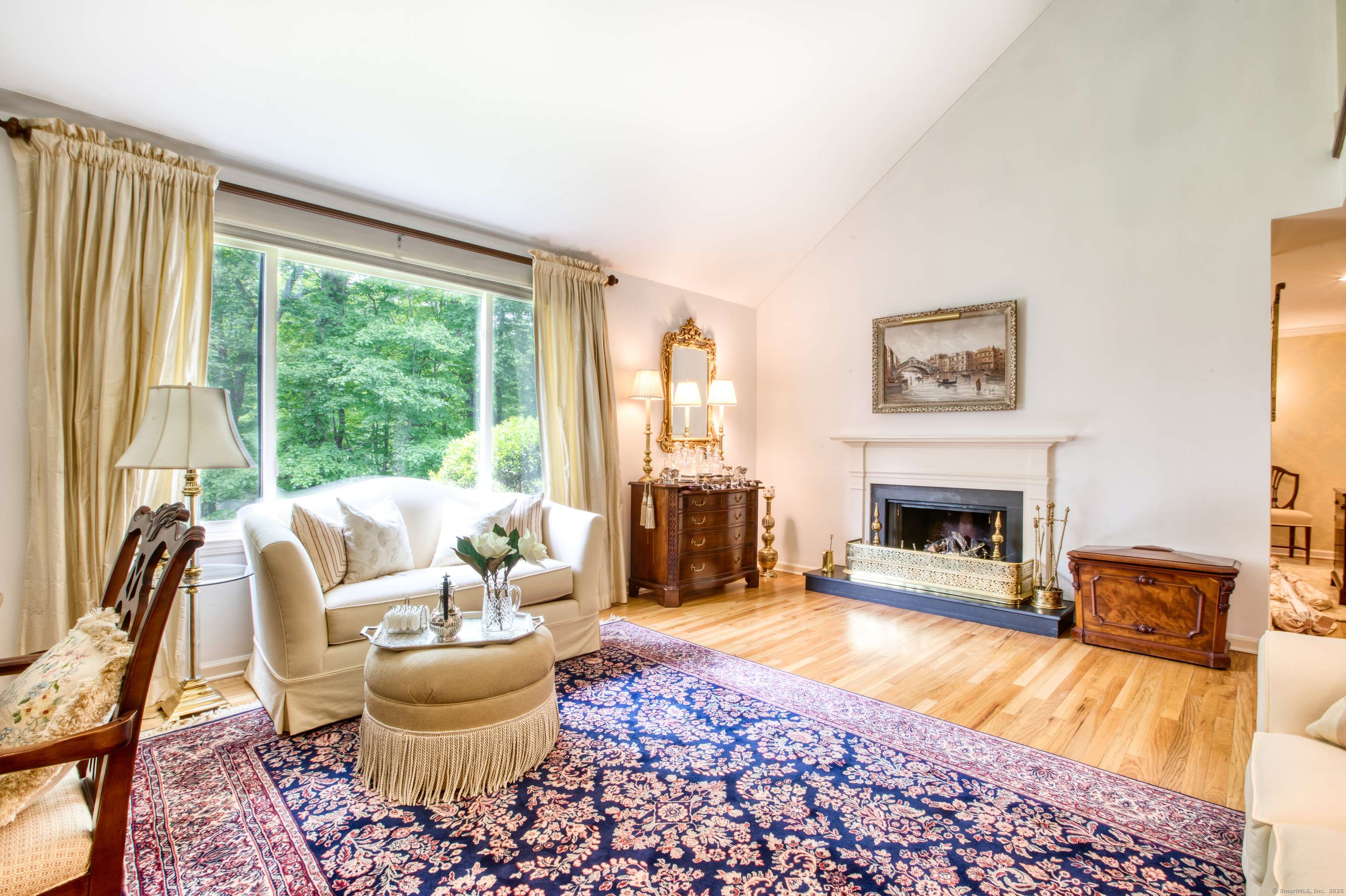 Greenwich, CT 06831,510 West Lyon Farm Drive #510