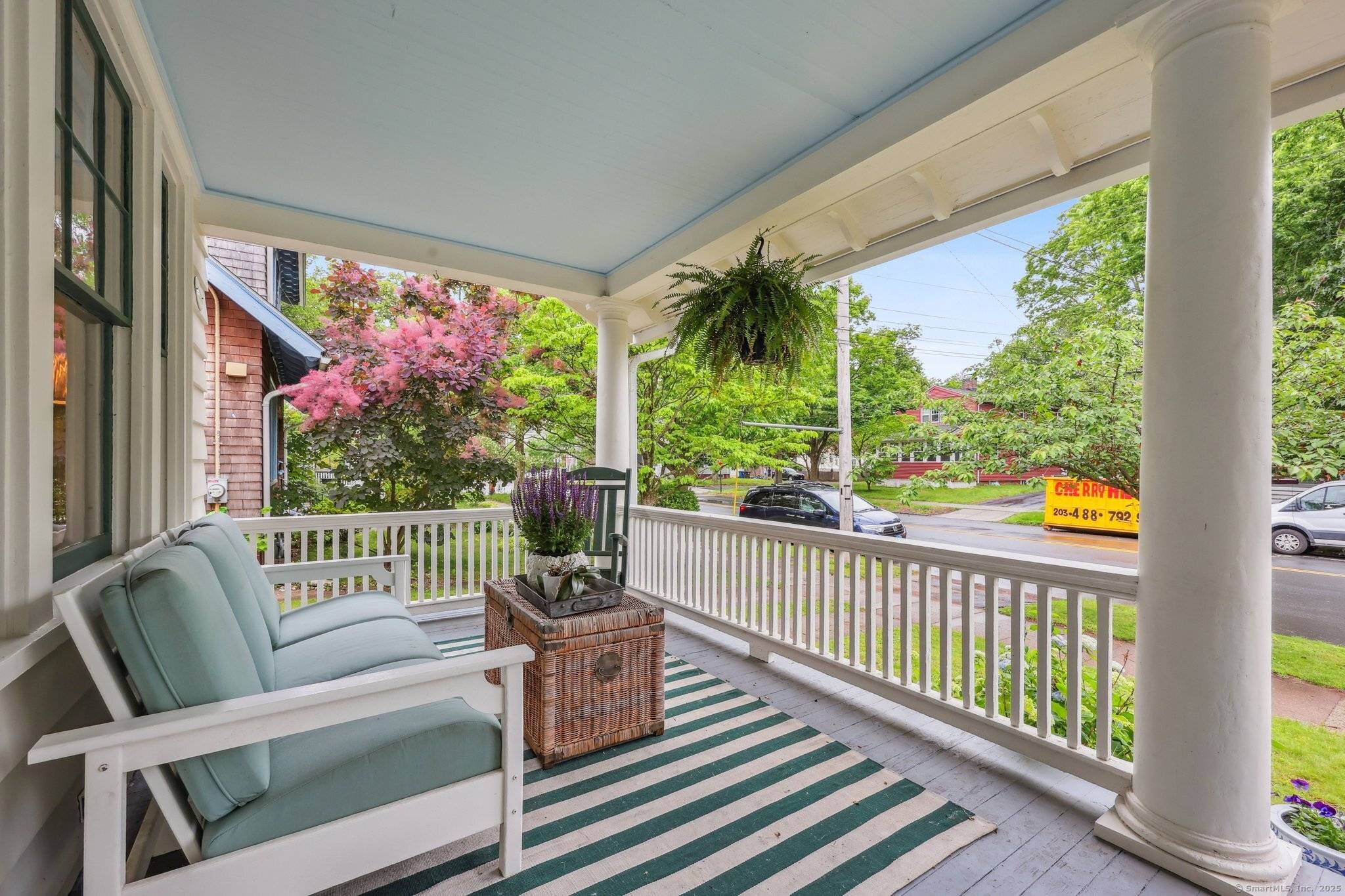 New Haven, CT 06515,483 Central Avenue