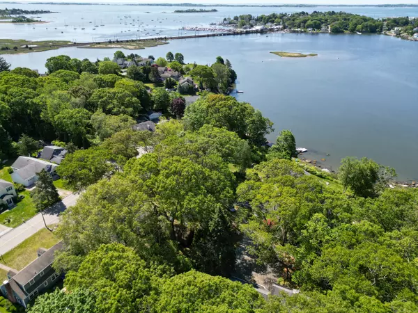 Groton, CT 06355,121 Warren Avenue