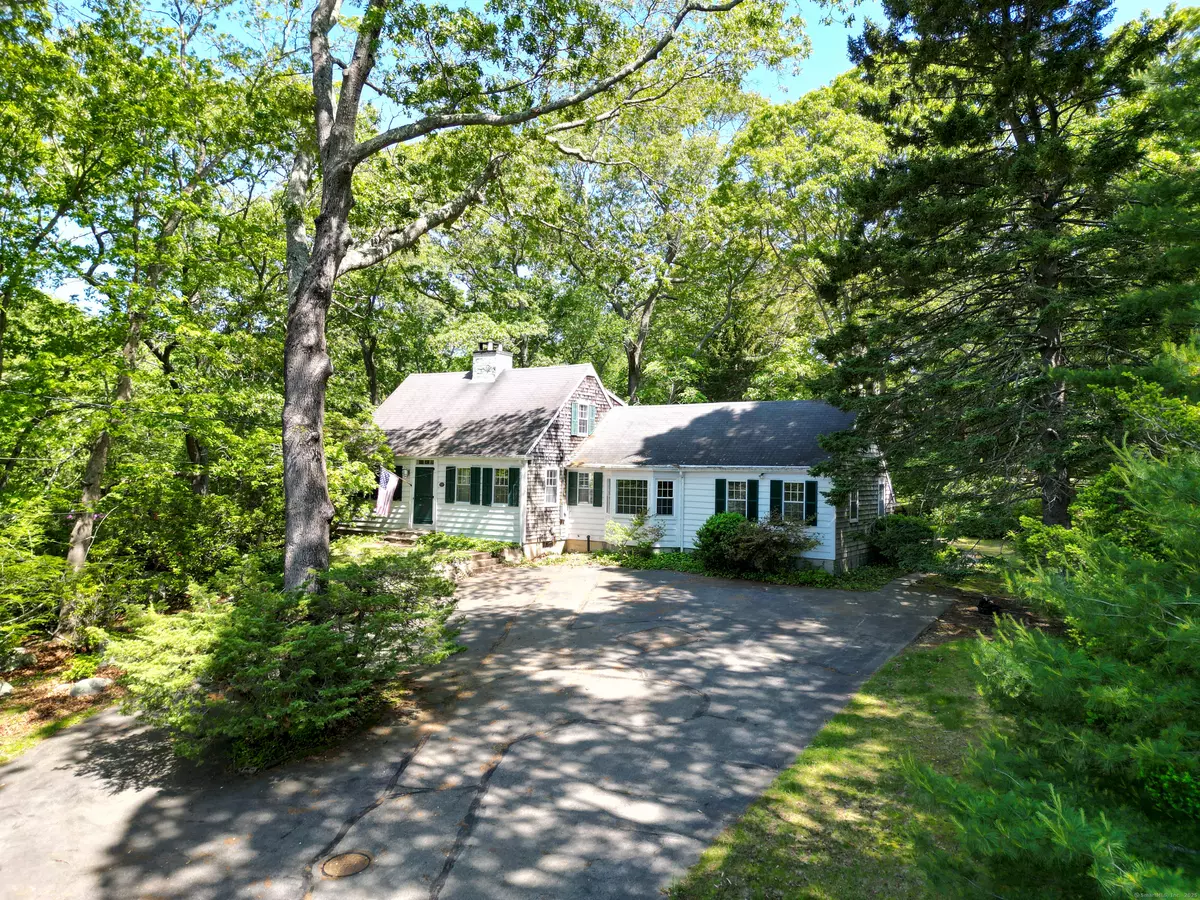 Groton, CT 06355,121 Warren Avenue