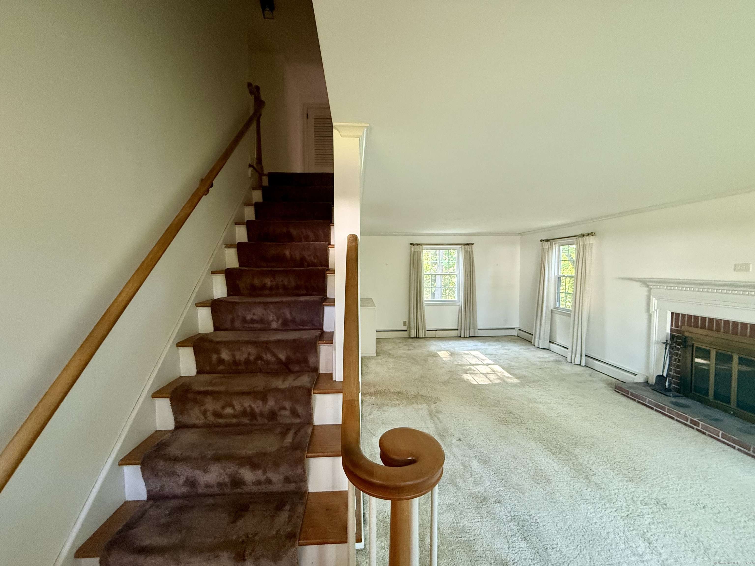 Simsbury, CT 06070,49 Carver Circle