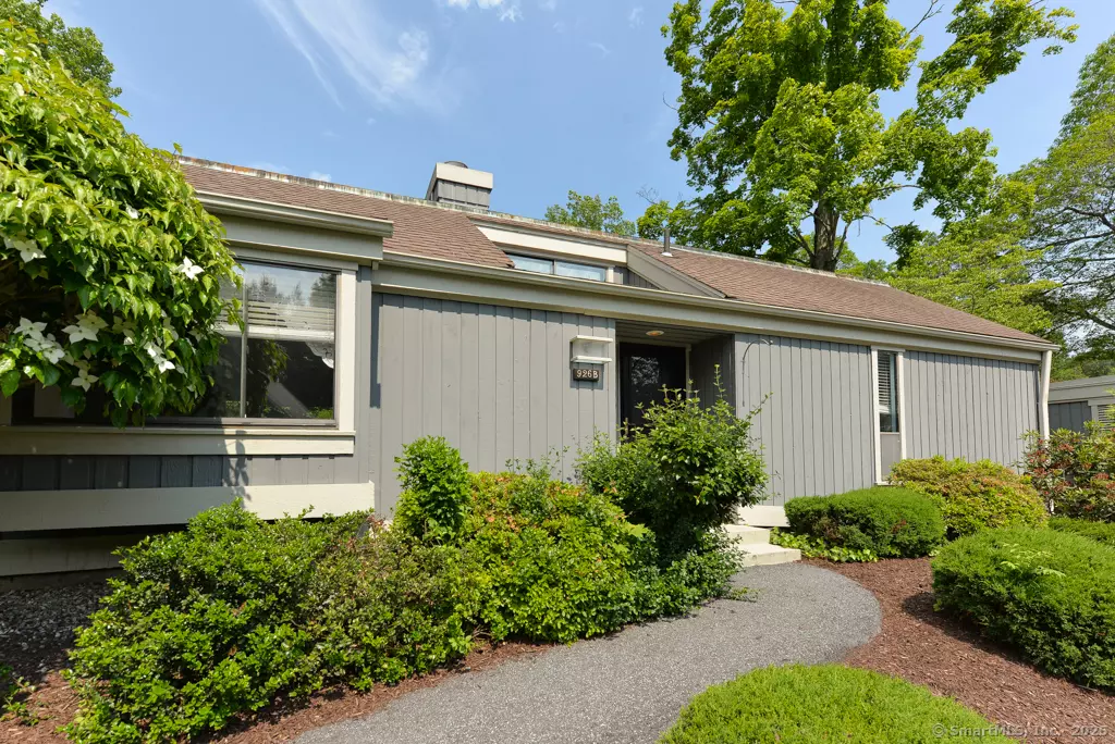Southbury, CT 06488,926 Heritage Village #B
