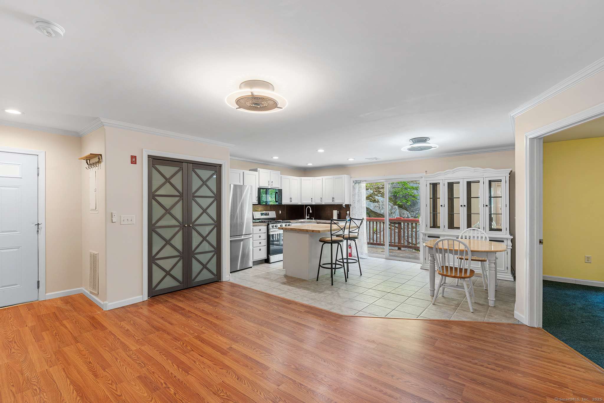 Norwich, CT 06360,142 Summit Street #142