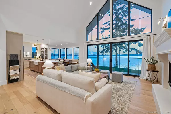 Brookfield, CT 06804,70 South Lake Shore Drive