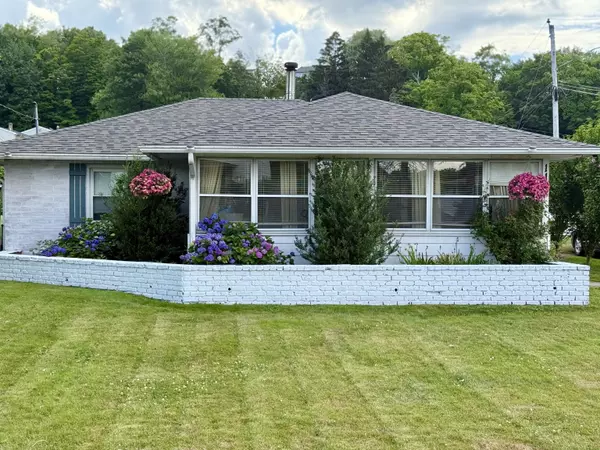 Meriden, CT 06450,115 Paddock Avenue
