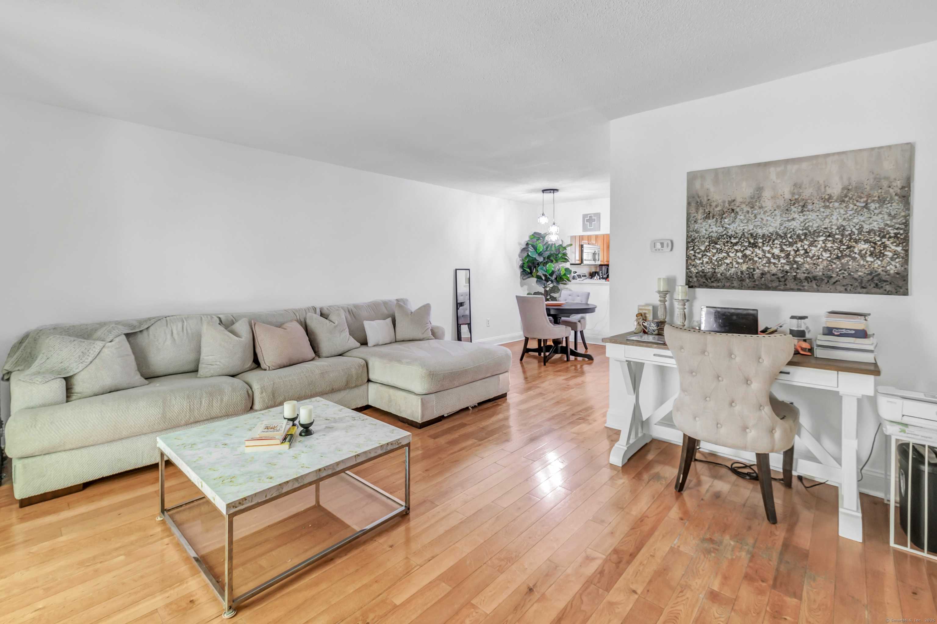 Derby, CT 06418,196 New Haven Avenue #322