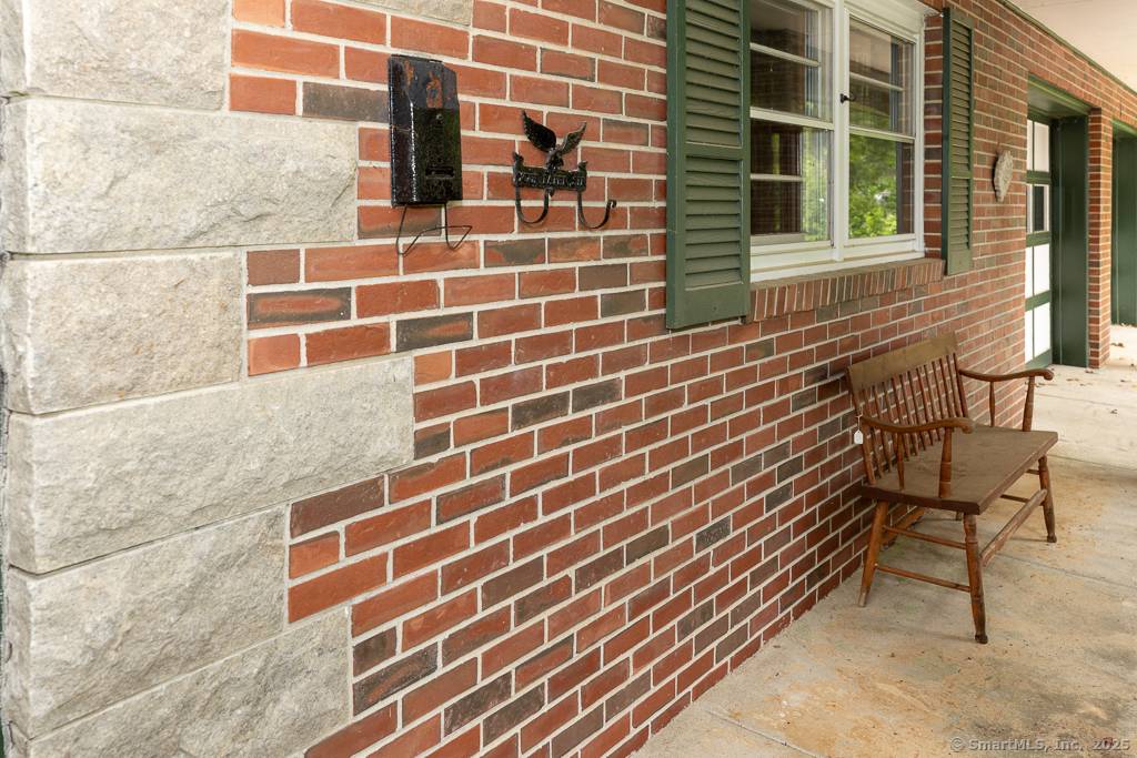 Old Saybrook, CT 06475,3 Glen Drive