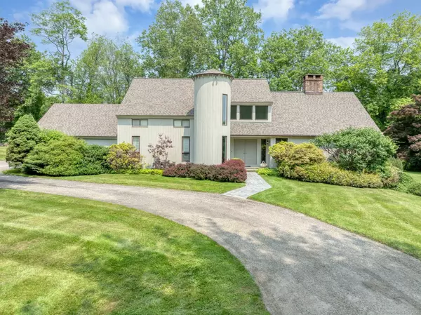 76 Farview Farm Road, Redding, CT 06896