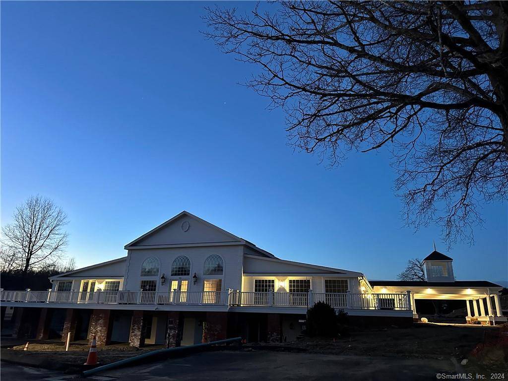 East Haddam, CT 06469,1 Banner Road #108