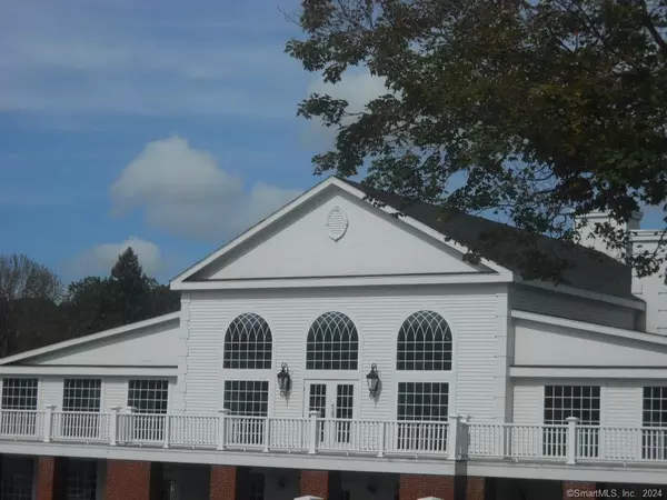 East Haddam, CT 06469,1 Banner Road #109