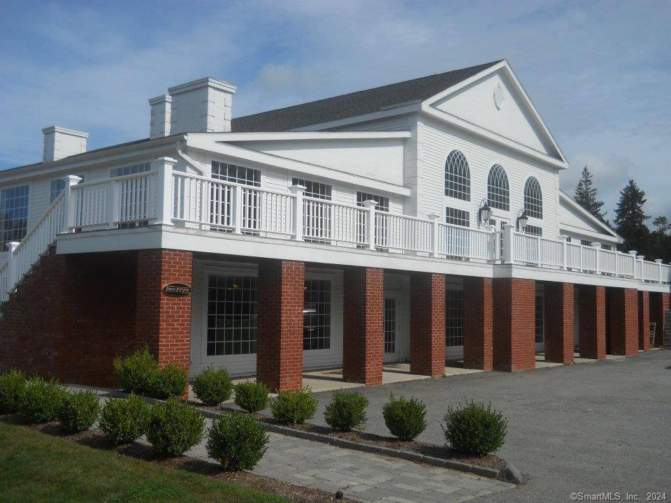 East Haddam, CT 06469,1 Banner Road #115