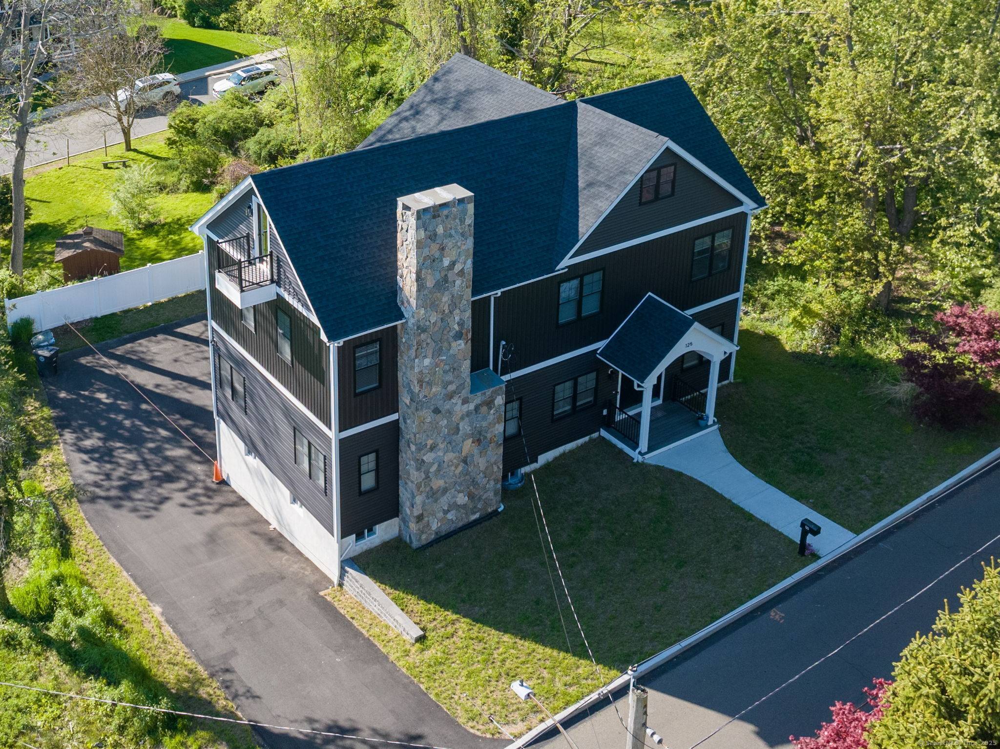 125 Ridgewood Drive, Milford, CT 06460