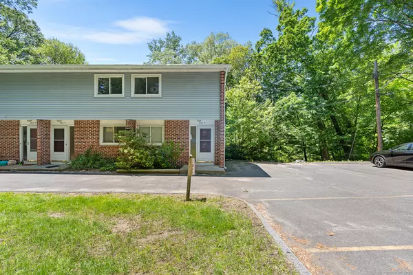 201 Baxter Road #APT D, Mansfield, CT 06268