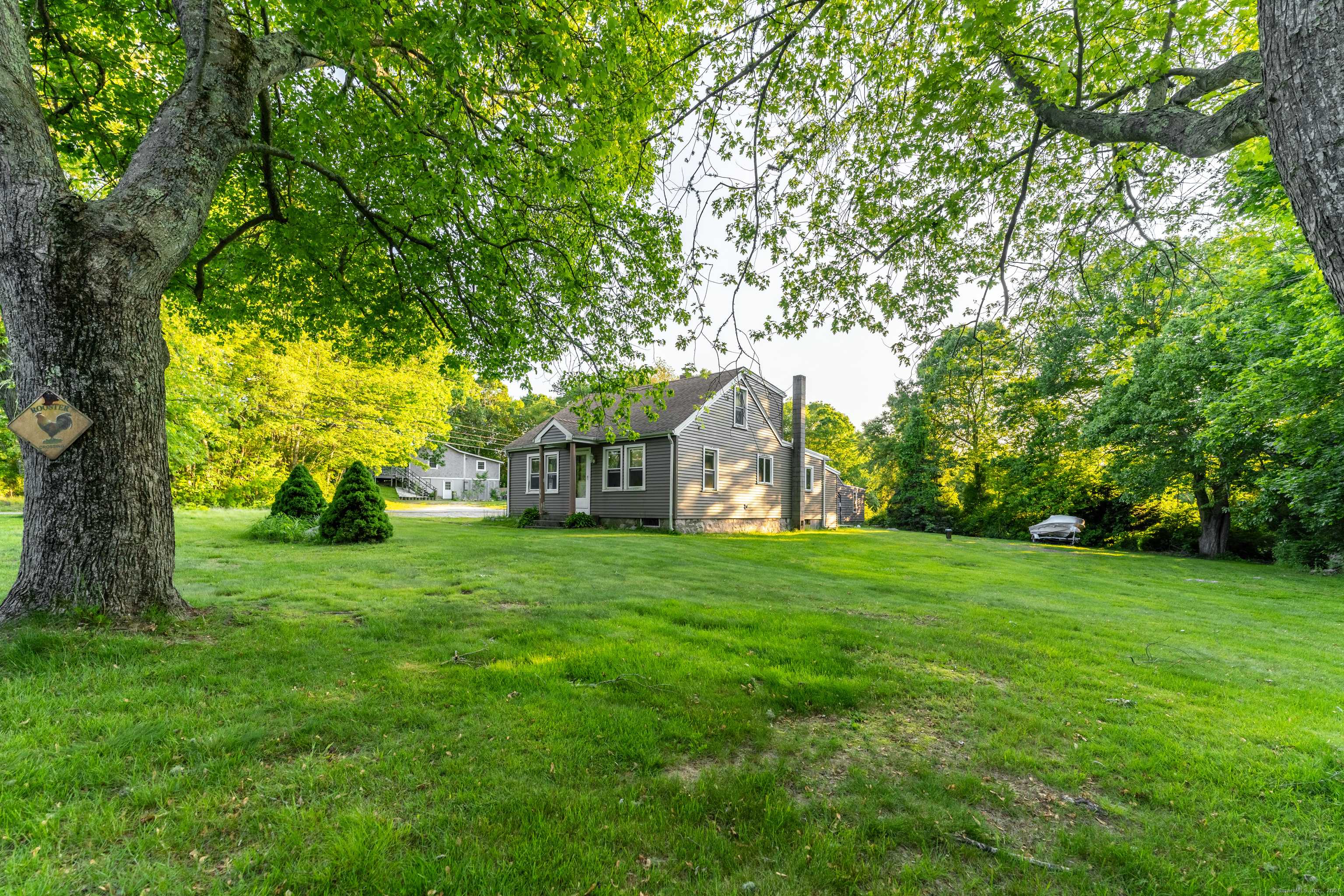 Stonington, CT 06379,498 Greenhaven Road