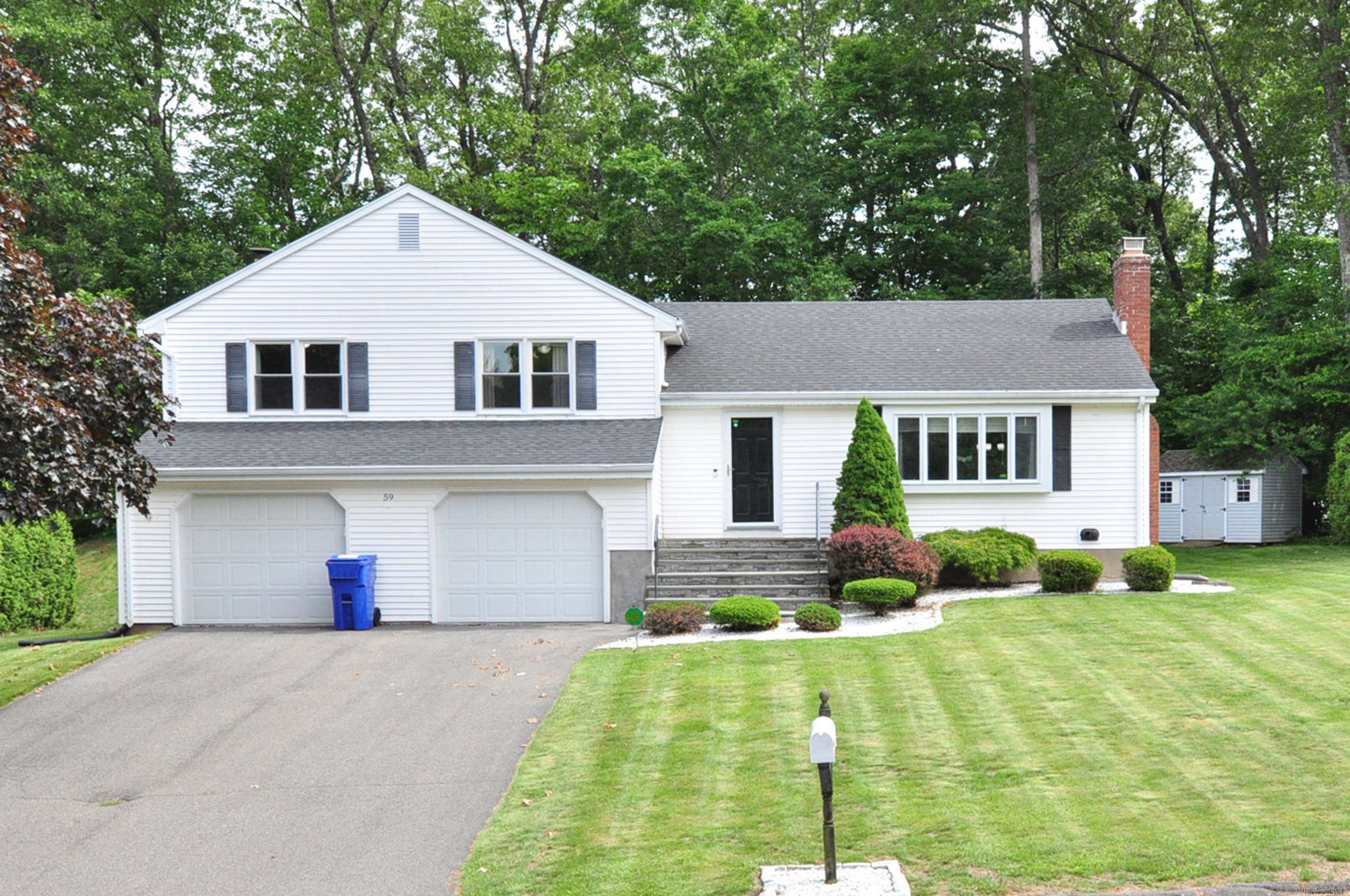 59 Settlers Knoll, Newington, CT 06111