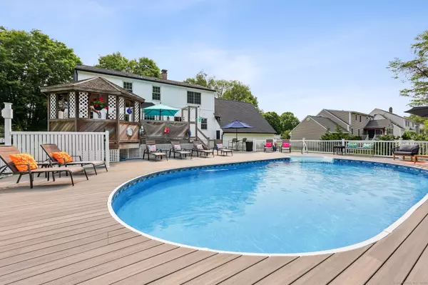 Waterford, CT 06385,1 Spinnaker Road