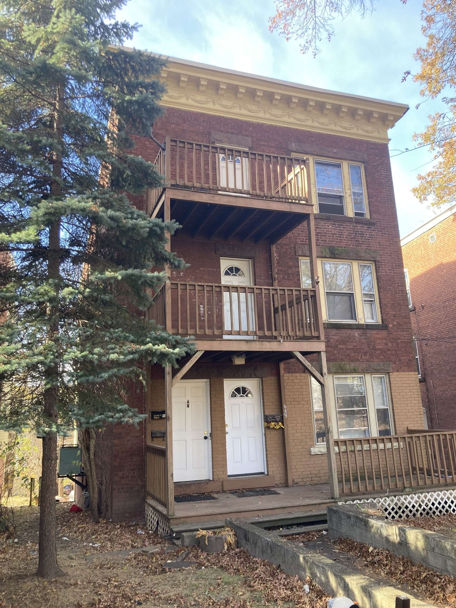 449 Summit Street #Floor 1, Hartford, CT 06106