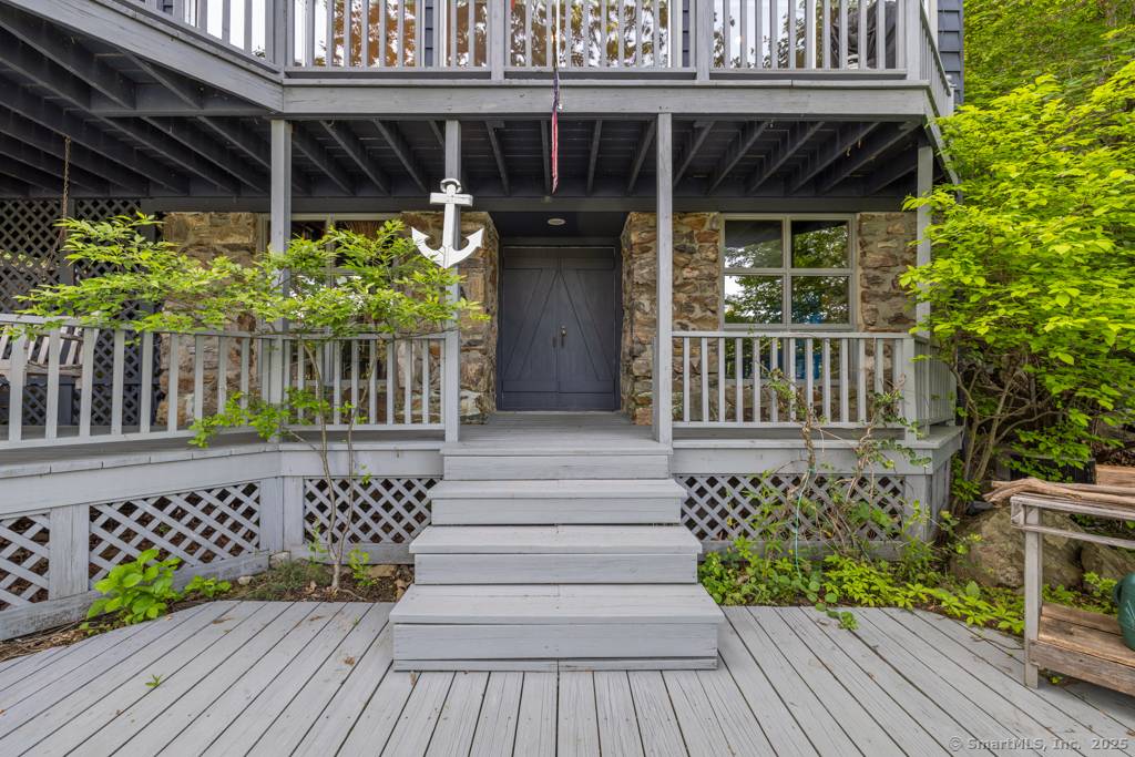 Ridgefield, CT 06877,159 Mountain Road
