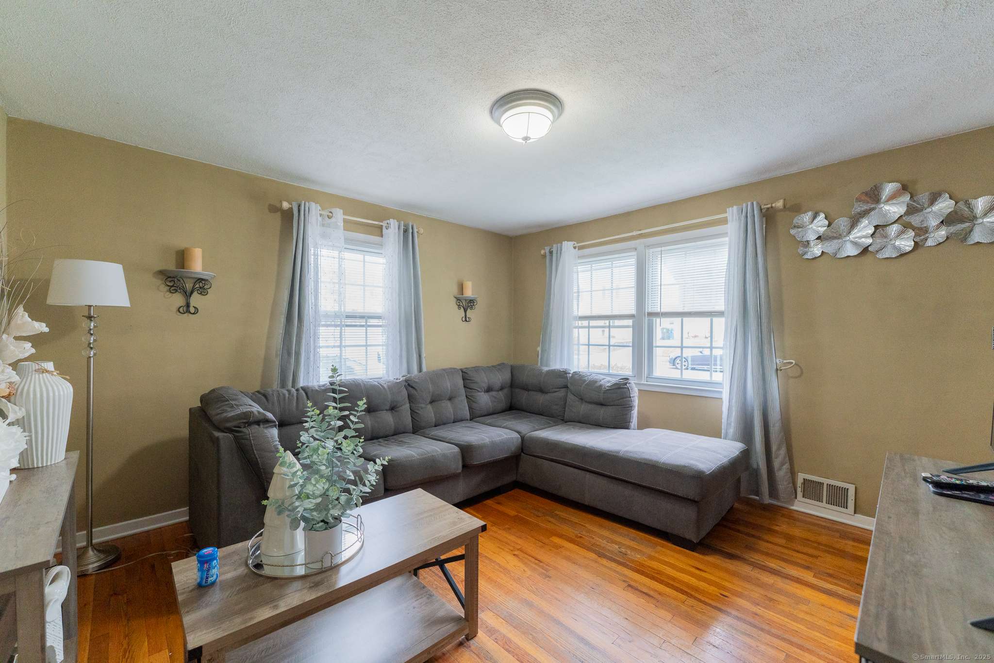 West Hartford, CT 06110,12 Vine Hill Road