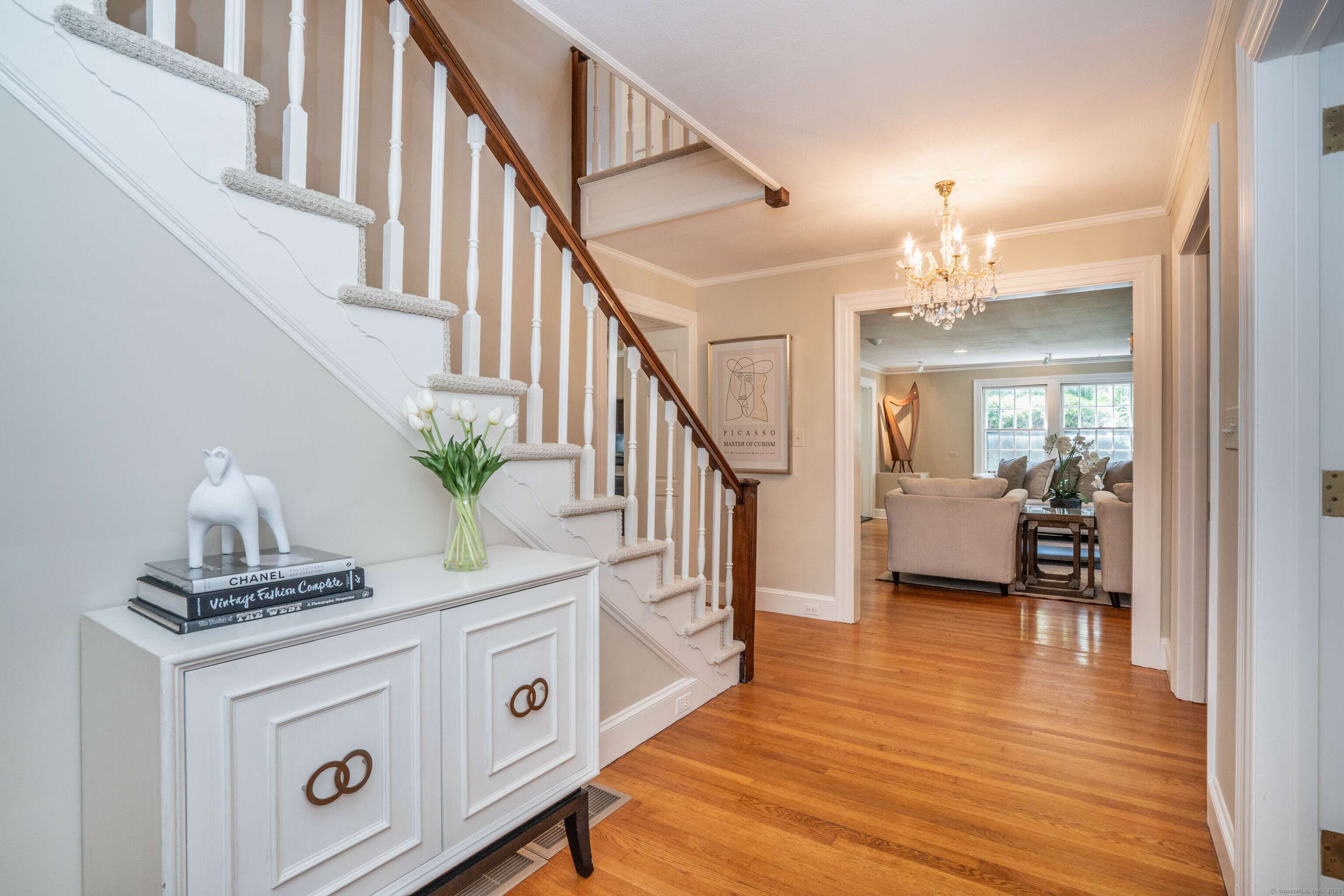 West Hartford, CT 06117,10 Norwood Road
