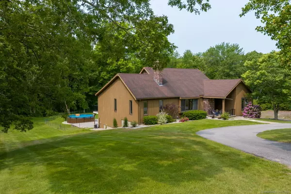 64 Attawanhood Trail, Hebron, CT 06231