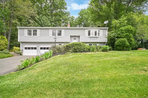 89 Quarry Brook Drive, South Windsor, CT 06074