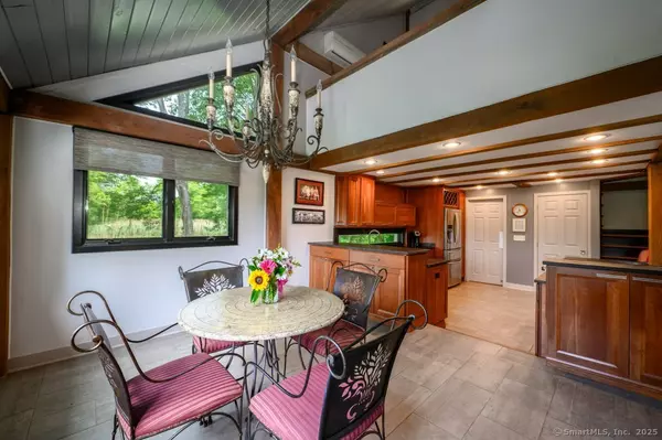Madison, CT 06443,94 Boston Post Road