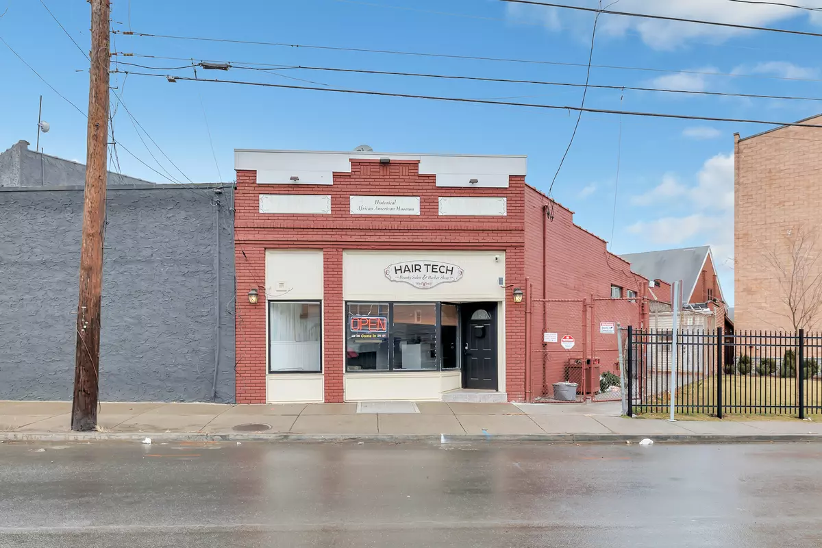 Norwalk, CT 06854,6 Woodward Avenue