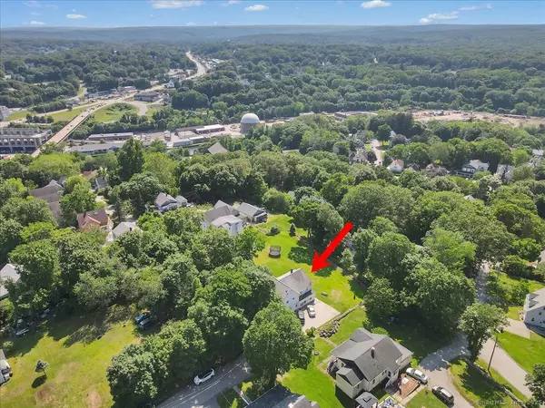 80 Old Division Street, Norwich, CT 06360