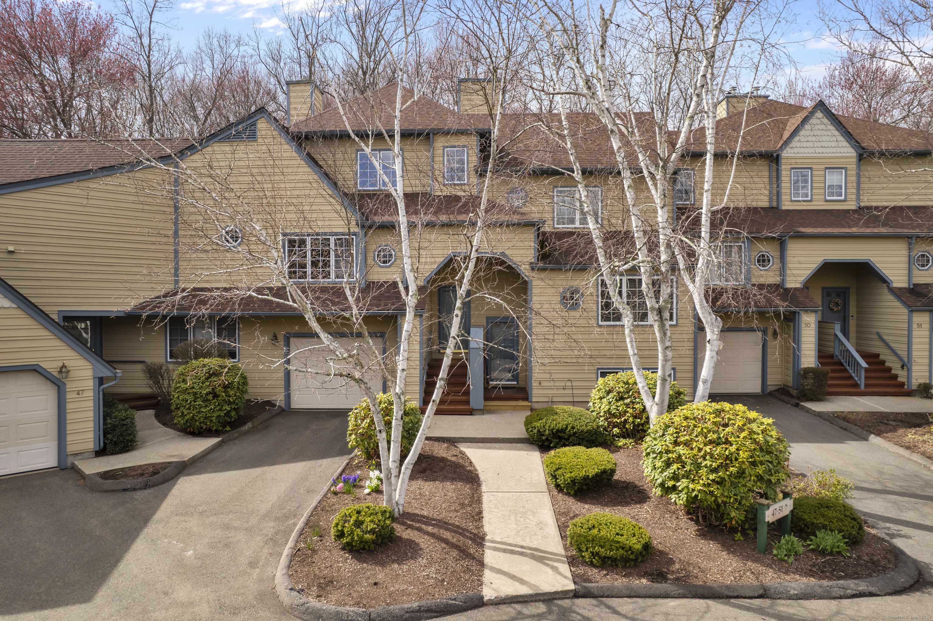 48 Jardin Circle #48, Shelton, CT 06484